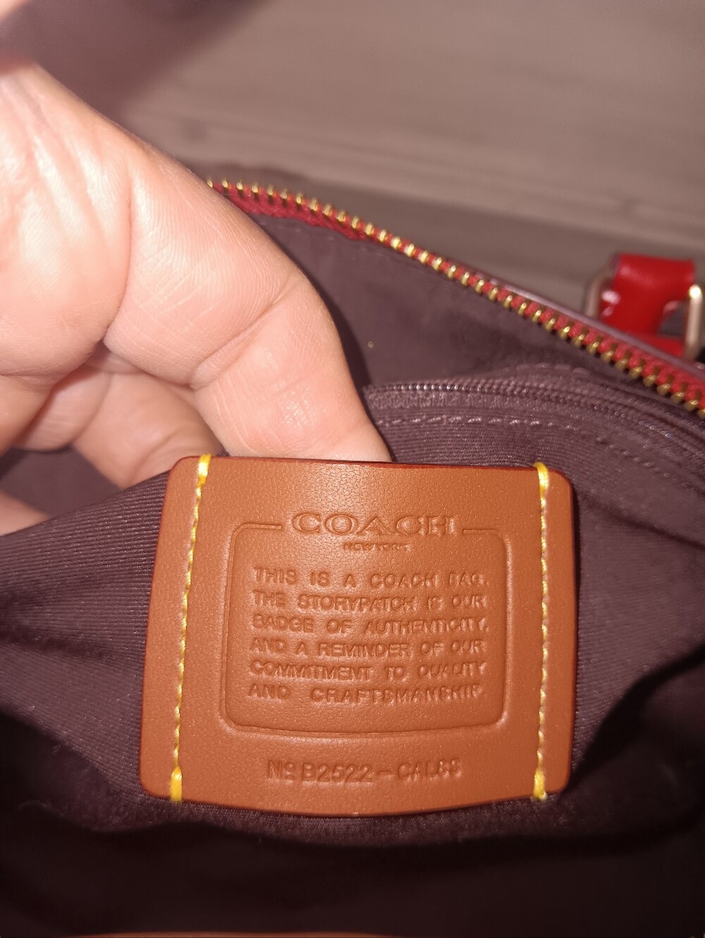 Coach Large Rowan Pink And Red Stripe Tan Signature With Wristlet And Strap - Picture 12 of 15